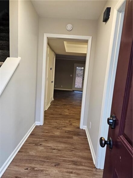 Building Photo - 6002 Pat Mell Pl SE