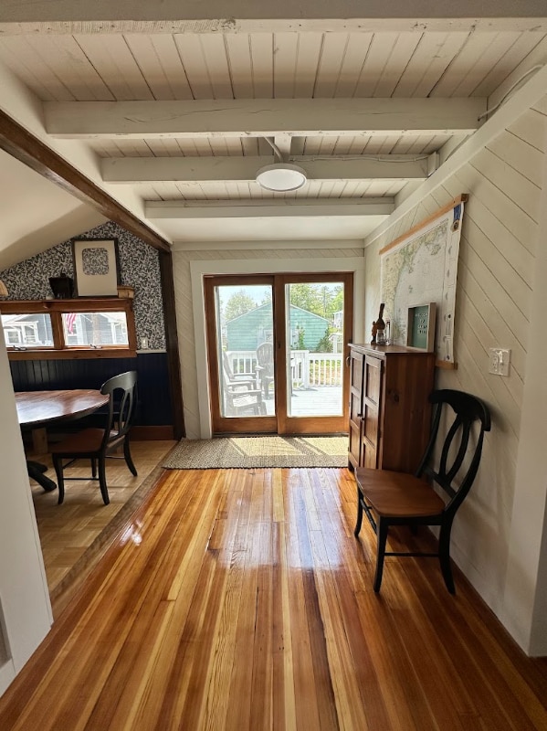 Building Photo - 11 Lower Beach Rd