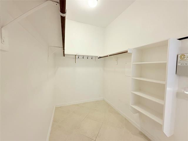 Building Photo - 2508 Barranca Way