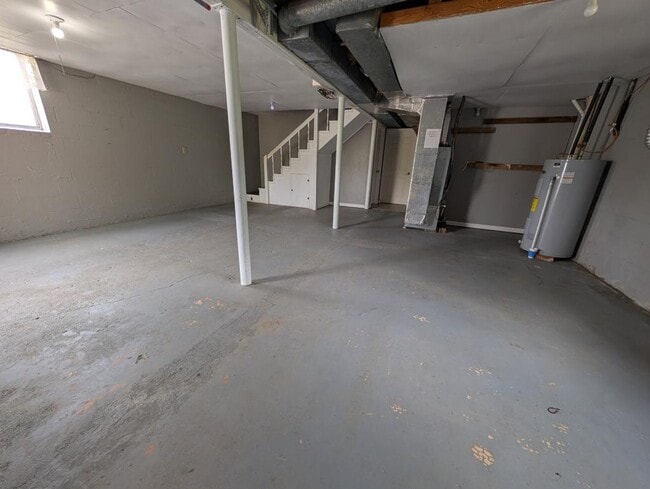 Building Photo - 505 N Stanwood Ln