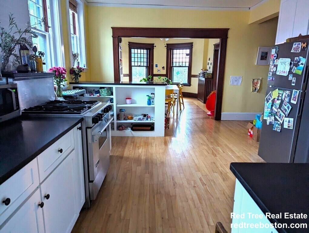 Building Photo - 336 Washington St