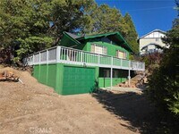 Building Photo - 474 Delle Dr