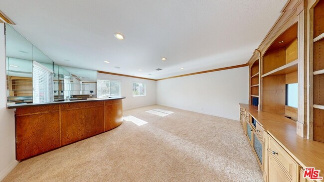 Building Photo - 5826 Ostrom Ave