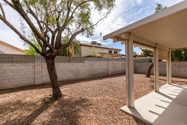 Building Photo - Silverado Ranch 3 bedroom home completely remodeled interior ready for immediate move in!