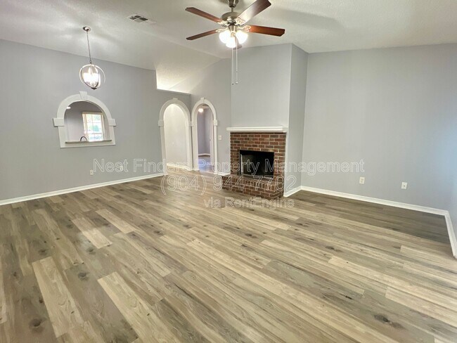 Building Photo - 2669 Lantana Lakes Dr E