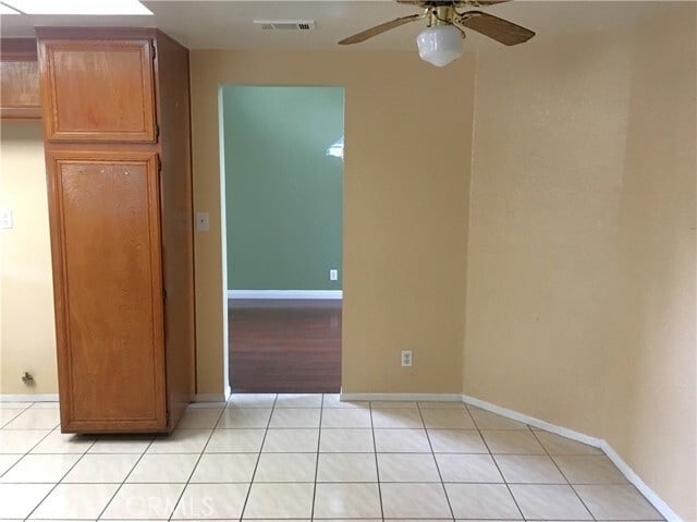 Building Photo - 1349 Crestmont Dr
