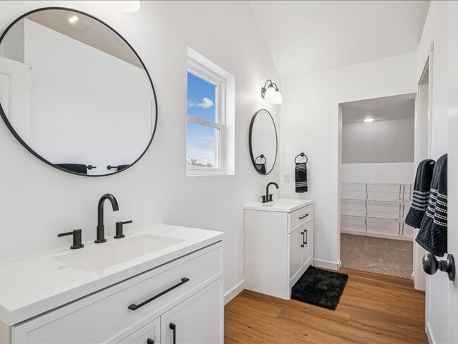 Building Photo - 1507 Duncan Dr