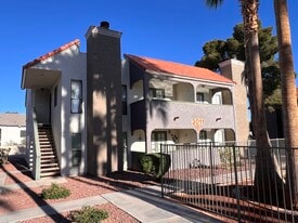 Building Photo - 3011 Sunfish Dr