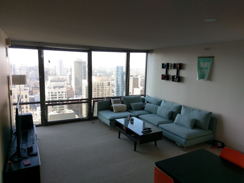 Building Photo - 2 E Erie St