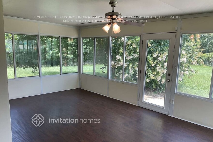 Building Photo - 129 Meadowview Ln