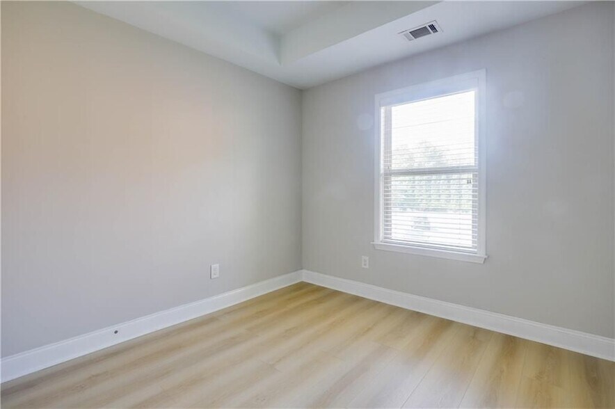 Building Photo - 1959 Townsend Ct