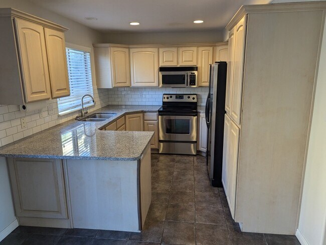 Building Photo - 10576 Sage Vista Ln
