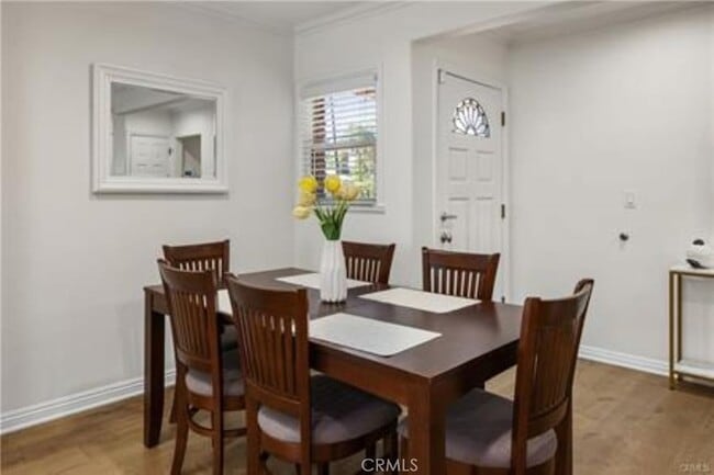 Building Photo - 22335 Kittridge St