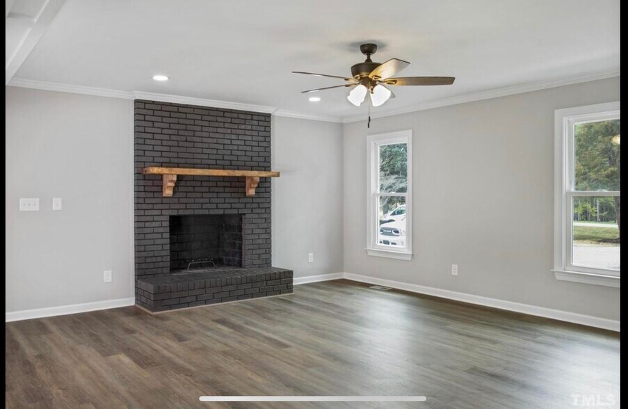Building Photo - 5516 US 401 N