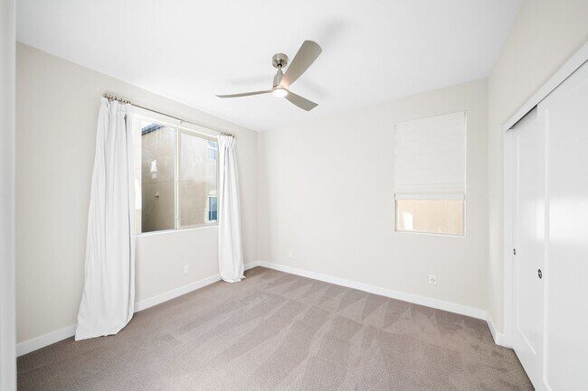 Building Photo - Split level floor plan on a gorgeously upgraded home