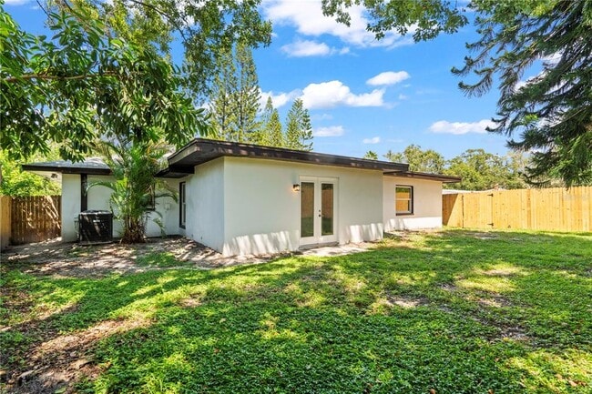 Building Photo - 1369 Pine Brook Dr