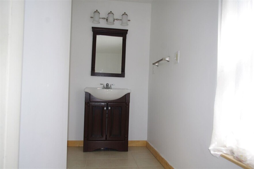 Building Photo - 259 High