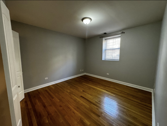 Bedroom - 3641 W Leland Ave