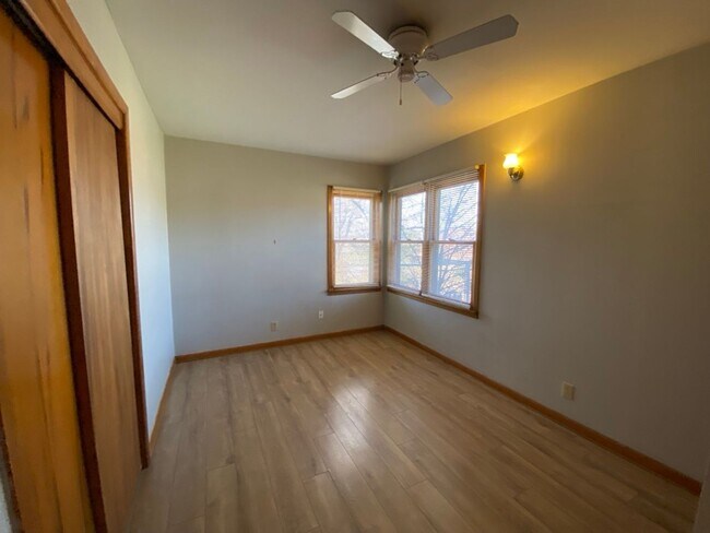 Building Photo - Check out this Three bedroom, one bedroom home COMING SOON!