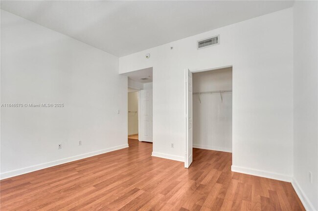 Building Photo - 8395 SW 73rd Ave