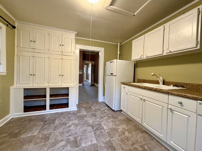 Building Photo - 1511 Hamorton Pl