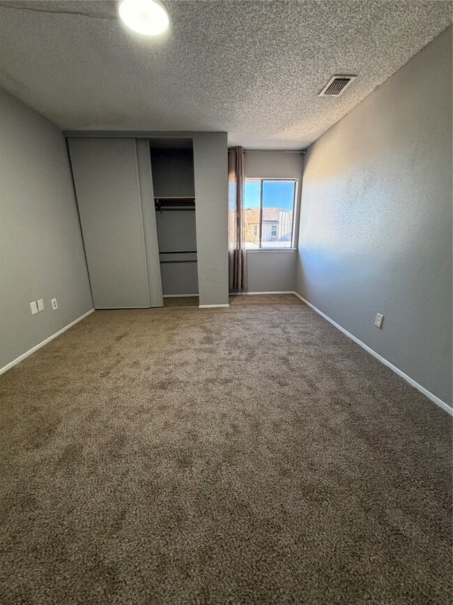 Building Photo - 13616 Garden Grove Ct