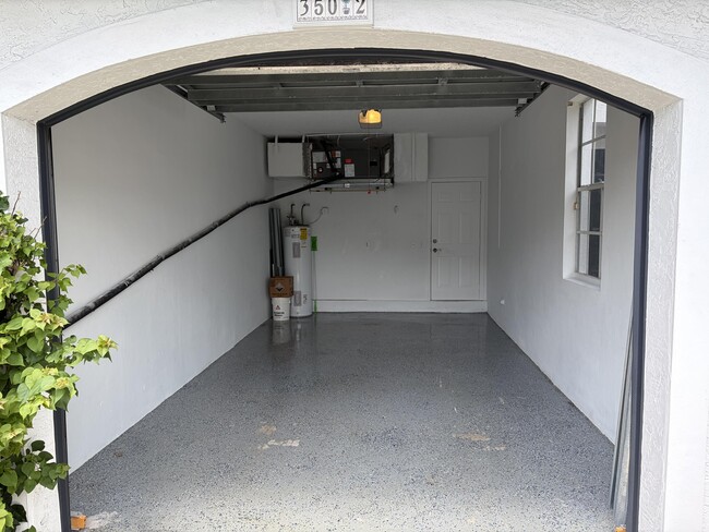 Building Photo - 350 SW 8th St