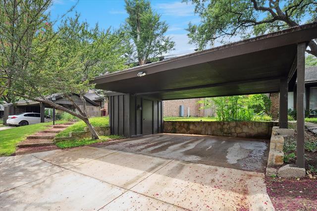 Building Photo - 6935 Helsem Way