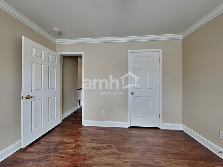 Building Photo - 6730 Brook Stone Ct