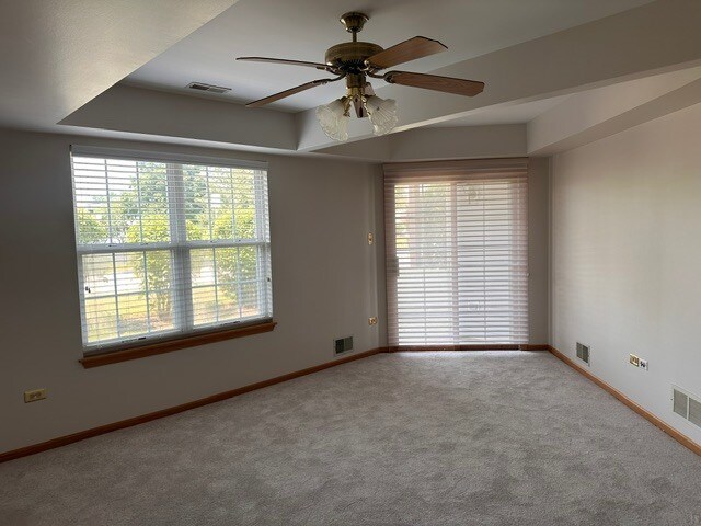 Building Photo - 13902 Cambridge Cir