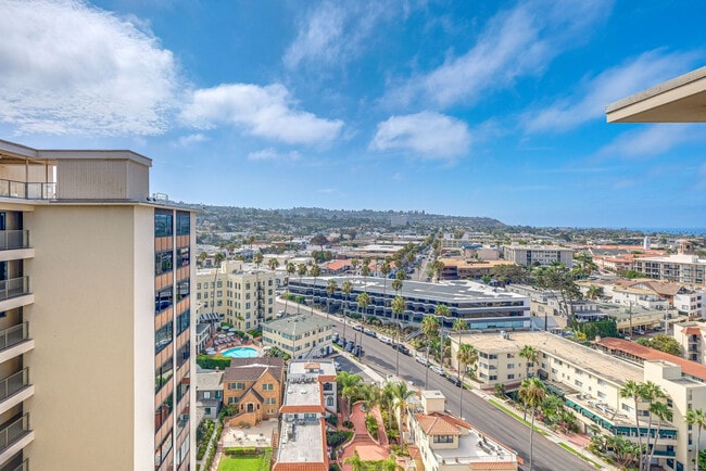 Building Photo - 939 Coast Blvd