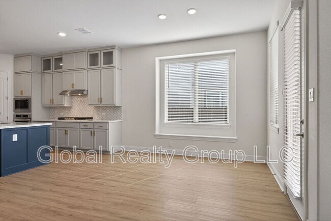 Building Photo - 6825 Hallie Lp