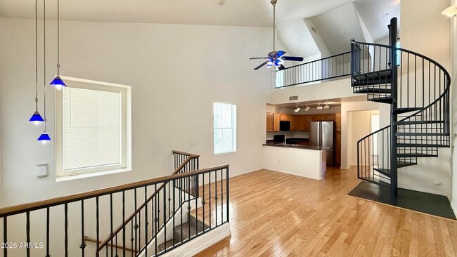 Building Photo - 161 W Campbell Ct