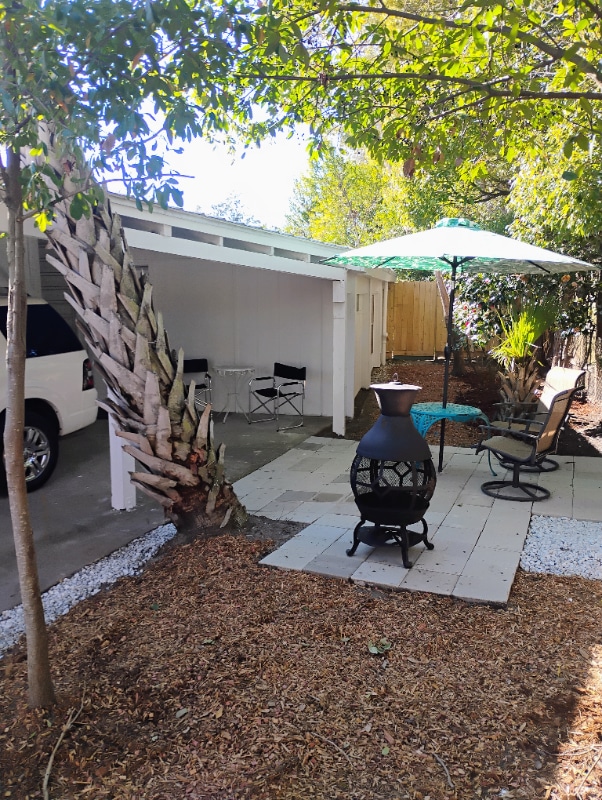 Building Photo - 902 Oak Ave