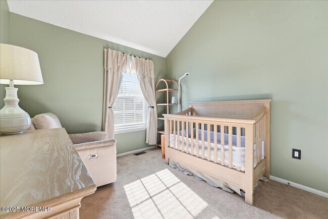 Building Photo - 26 Dover Ct