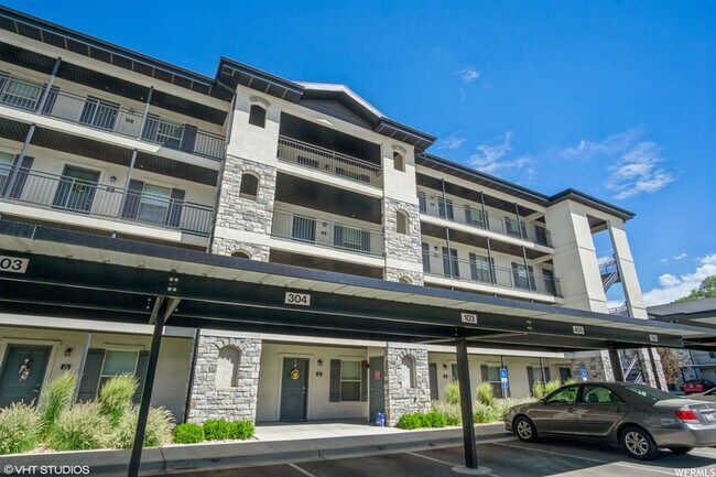 Primary Photo - 1700 S Sandhill Rd