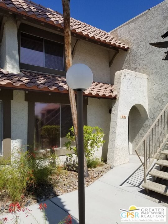 Building Photo - 1816 N Mira Loma Way