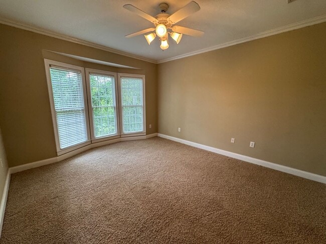 Building Photo - Executive Rental in Pear Alley Condominium...