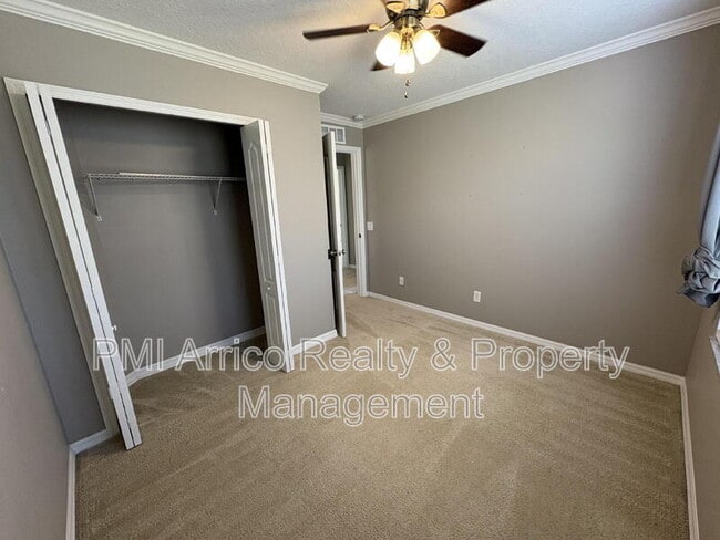Building Photo - 5822 Tulip Flower Dr