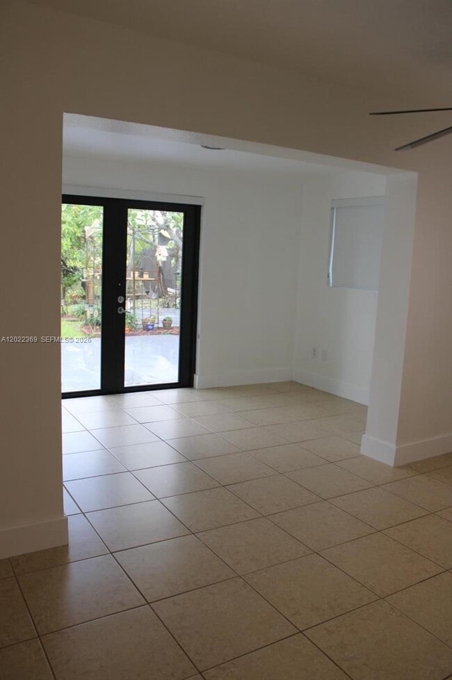 Building Photo - 6371 SW 109th Ct