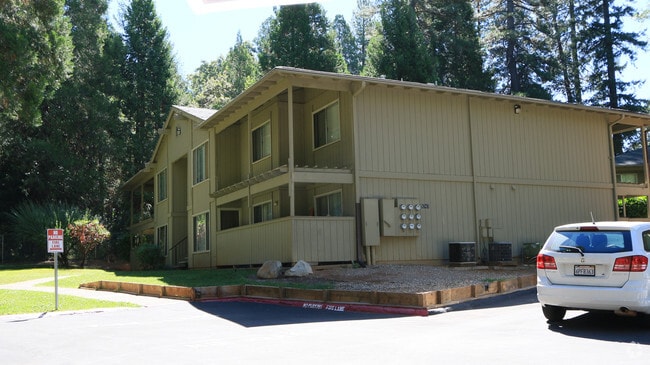 Foresthill Apartment - Foresthill Apartments
