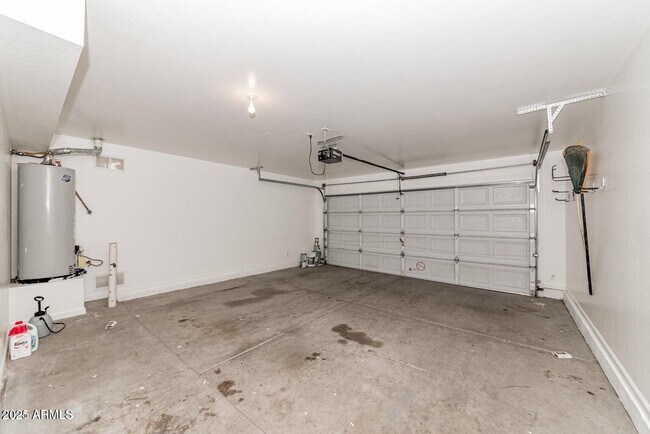 Building Photo - 1506 S 122nd Ln