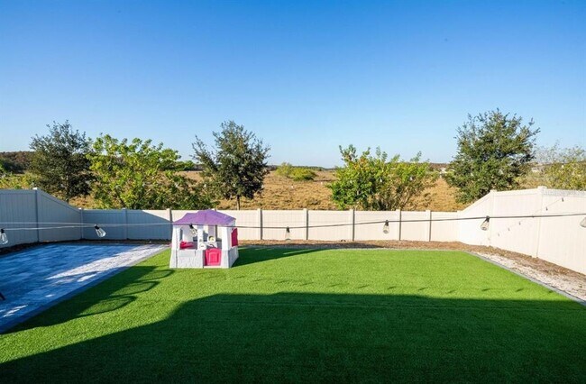 Building Photo - 5391 Preserve Blvd