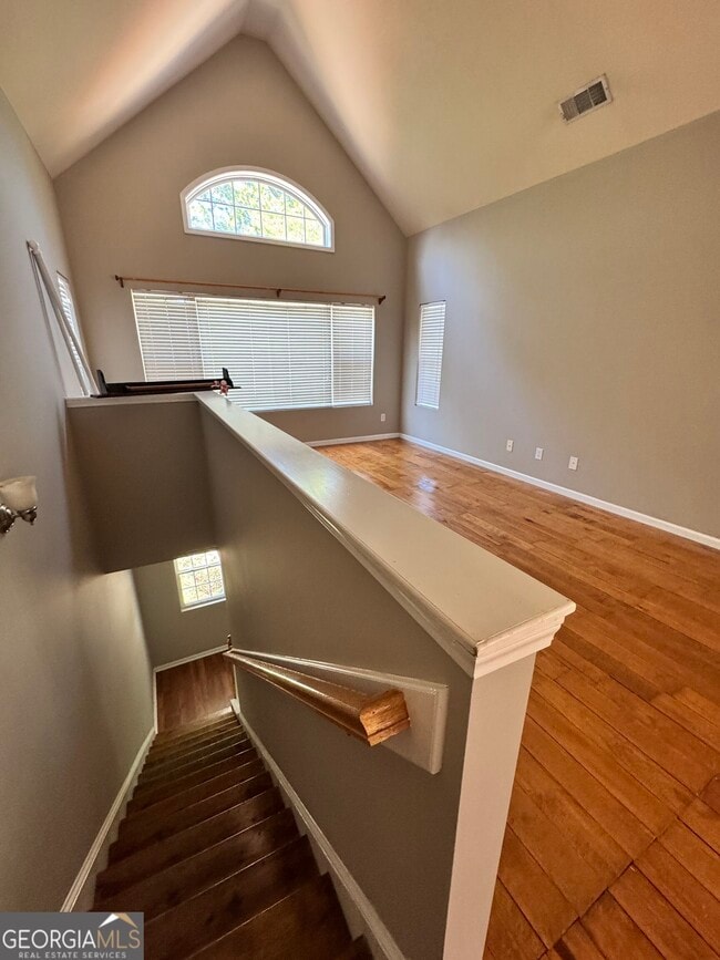 Building Photo - 376 Pointe Cir