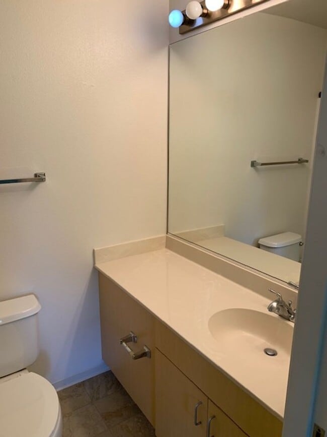 Building Photo - HIGHLY DESIREABLE Mililani Mauka 3BR/2BA/2...