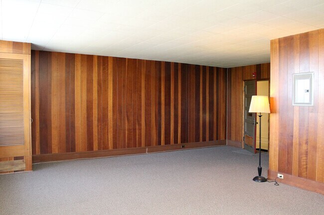 Building Photo - langent01