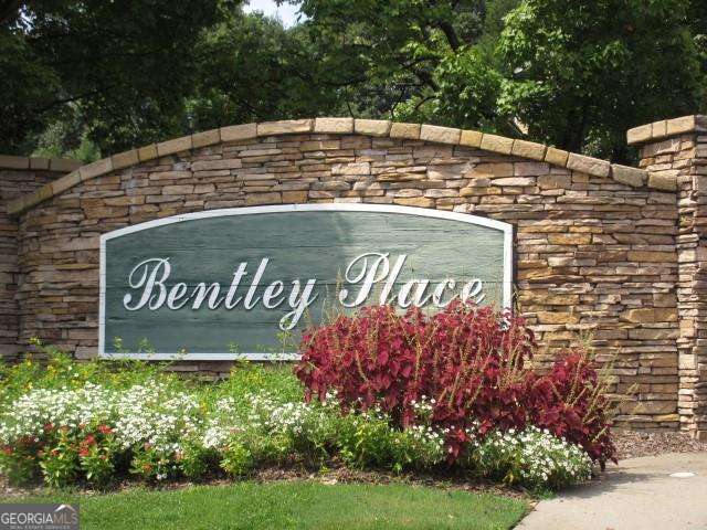 Building Photo - 225 Bentley Pl