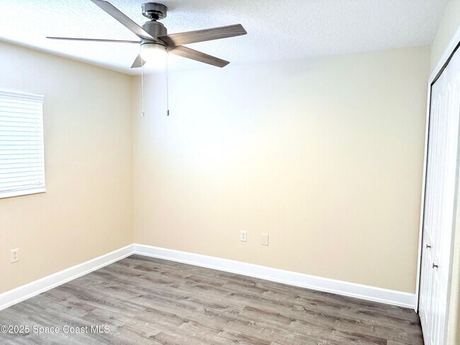 Building Photo - 3650 Chardonnay Dr