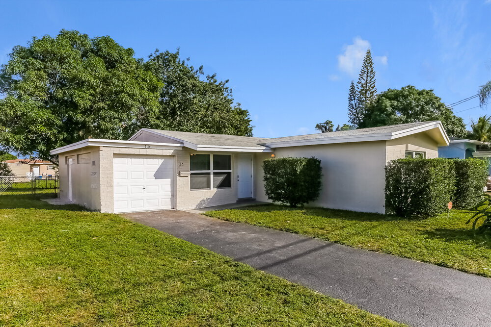 Building Photo - 710 NW 35th Ave