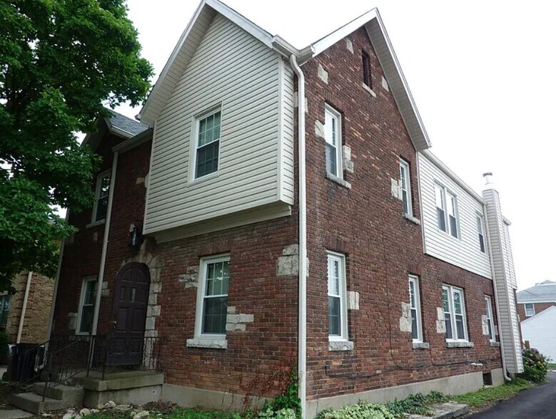Building Photo - 310 Wendover Ave
